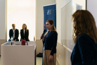 A Külgazdasági és Külügyminisztérium Biztonságpolitikai és Non-Proliferációs Főosztálya valamint a Magyar Diplomáciai Akadémia közös szervezésében szakmai előadásra került sor a Nemzeti Közszolgálati Egyetemen.