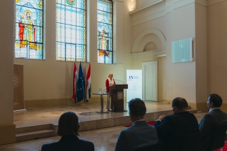 Alighogy elbúcsúztunk az előző évfolyamtól, máris megnyitottuk a tanévet a Diplomataképző Program új hallgatói számára  🔔