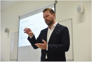 Vendégünk volt a GE alelnöke